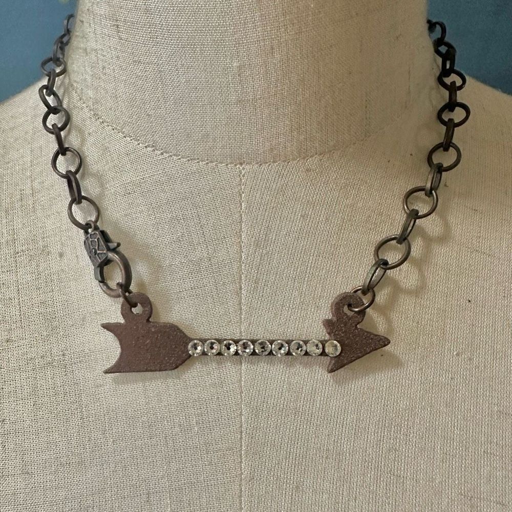 XOXO rhinestone arrow choker necklace